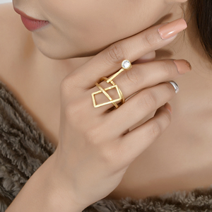 Wholesale Stylish Gold Plated Brass <b>Ring</b> Designer White <b>Crystal</b> Jewelry Fashion <b>Ring</b> Wholesale Natural At Best Quality - Product Image 6