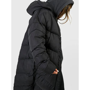 Chaqueta Acolchada de Diseño Clásico para Mujer, Transpirable, Personalizable, de Color Sólido, con Tela Moderna - Product Image 3