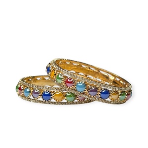 Bracelets en or plaqué or multicolores les plus vendus avec des perles d'imitation et des cristaux, bijoux tendance pour anniversaire - Product Image 1