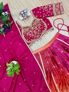 Haute qualité élégant Butti travail Lehenga Choli avec Dupatta Chinon broderie rembourrage pour fête ou mariage porter-prix de gros - Product Image 6