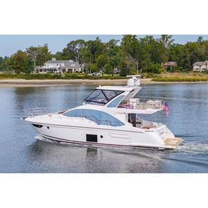 Azimut 50 2020, Material del Casco de Fibra de Vidrio - Product Image 5