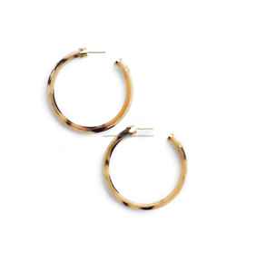 Boucles d'oreilles en corne de bijoux européens pour femmes, vente en gros de conception de bijoux fabricant et producteur - Product Image 2