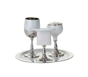 Nouveauté : Ensemble de quatre bougeoirs et boîte à épices en métal nickel martelé – Accessoires de vaisselle pour fournisseur juif - Product Image 5