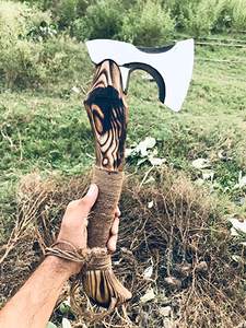 SCL : Hache de combat viking, design authentique Tomahawk, lame en acier au carbone, manche en bois, pour fendre le bois, artisanale, pour reconstitutions historiques - Product Image 2