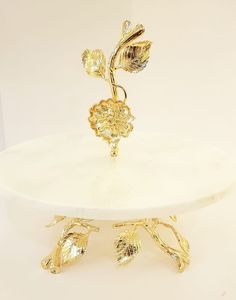 Expositor de Cupcakes de Acero Inoxidable de Alta Gama, Ecológico y Personalizable para Organizadores de Eventos, Pasteleros y Celebraciones Familiares - Product Image 2