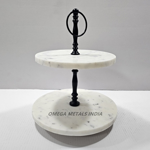 Soporte para pasteles de mármol blanco de dos niveles de alta calidad con plata pulida, perfecto para exhibir postres y pasteles en eventos - Product Image 2