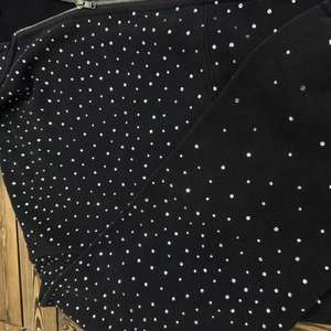 เสื้อฮู้ดดี้ผู้ชายแบบมีซิปคลุมหน้าเต็มตัว ลายกราฟิกแมงมุม แต่งคริสตัล ทรงหลวม ไหล่ตก ล้างสีแบบ Acid Wash ผ้าฝ้าย 100% สไตล์เรโทร - Product Image 3