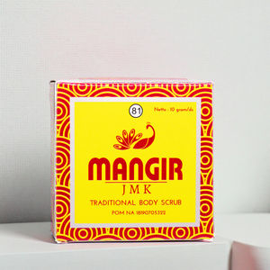 Exfoliante Corporal Tradicional Javanés JMK Mangir, Cúrcuma, Vetiver, Flores Secas, Ingredientes Naturales, Para Todo Tipo de Piel - Product Image 1