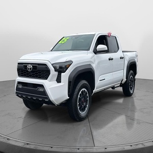 รถกระบะโตโยต้า ทาโคมา TRD ออฟโรด ปี 2024 ไมล์น้อย เกียร์อัตโนมัติ - Product Image 1
