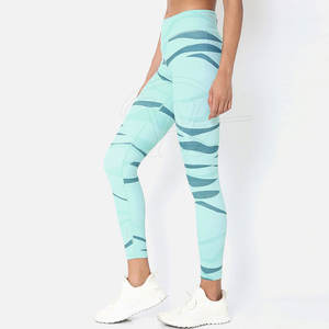Leggings décontractés pour femmes en impression par sublimation, 100% coton, respirant, taille mi-haute, longueur genou, vêtements de sport, vente directe d'usine - Product Image 2