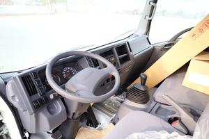 Tout nouveau pick-up diesel Isuzu N-Series NPR blanc 2026, 199 ch, 2 places, 4000+ cm³, 6 cylindres, transmission manuelle, conduite à gauche - Product Image 4