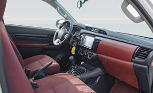 BEST OFFER USED 4 W <b>D</b> Left Hand Drive Leather R 18 Pick up Single Cabin Automatic Transmission 2021/2024 2025 <b>Model</b> - Product Image 6