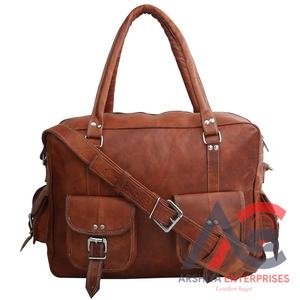 Sac polochon vintage en cuir de chèvre véritable sac polochon de voyage vintage en cuir pleine fleur sac week-end unisexe en cuir véritable de créateur - Product Image 1