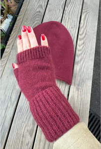 ถุงมือสตรีสไตล์สตรีทแวร์สีเบอร์กันดีระดับพรีเมียม - ถุงมือลำลองสไตล์สปอร์ตจากผ้าคุณภาพสูงของตุรกี - ถุงมืออุ่นมือสำหรับฤดูหนาวที่มีสไตล์ จำหน่ายจำนวนมาก - Product Image 3