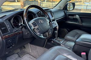 TOYOTA LAND CRUISER d'occasion 2008, conduite à gauche/droite - Product Image 3