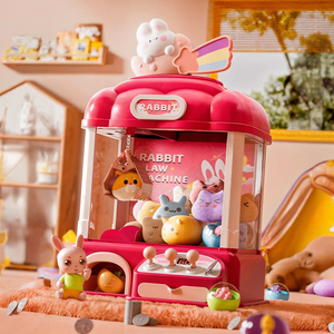 Distributore Automatico di Premi con Luci LED Include Premi a Forma di Bambola - Product Image 4