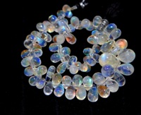 Perles de pierre de lune arc-en-ciel feu bleu naturel de Madagascar perles de pierre de 8 pouces gouttes de larme lisses 15X11MM à 10X6MM