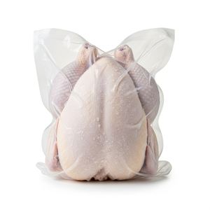 Pollo Entero Congelado Halal de Primera Calidad (Parte del Cuerpo), IQF, Empacado a Granel para un Almacenamiento Eficiente - Product Image 5