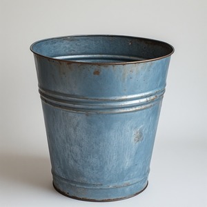 Maceta galvanizada real diseñada con superficie brillante antigua perfecta para decoración de jardín de lujo y casas al aire libre de temporada - Product Image 5