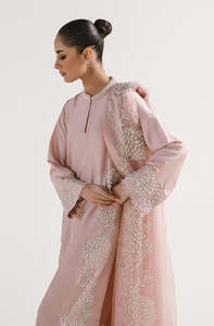 Robe longue Anarkali en mousseline brodée, manches longues, design maxi, ornements lourds, protection solaire pour femmes pakistanaises - Product Image 4