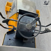 Compacteur vibrant à double tambour Sakai SW330 d'occasion, poids de travail 2,95 tonnes, moteur diesel, d'origine japonaise, petit modèle