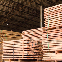 Bois de construction scié de qualité supérieure en hêtre, pin, chêne, frêne et épicéa européens, séché au four, pour la fabrication de meubles, de parquet et d'armoires