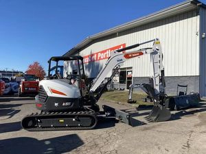 Miniexcavadora Bob CAT usada disponible para la venta a un precio asequible - Product Image 5