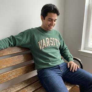 Sudadera de invierno para hombre estilo universitario de los 90, con estampado de letras universitarias desgastadas, de algodón grueso, cuello redondo, ecológica - Product Image 1