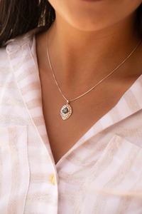 Pendentif rustique en labradorite martelée, délicat, en argent sterling 925, fait main, style bohème, pierre de naissance de février, spécial - Product Image 2