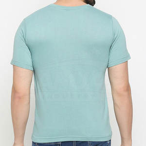 T-shirt imprimé graphique pour homme, prix d'usine, respirant, best-seller, idéal pour les tenues décontractées - Product Image 3