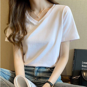 Camiseta de mujer Color sólido Cuello en V Manga corta Dobladillo redondeado Tops casuales de verano - Product Image 1