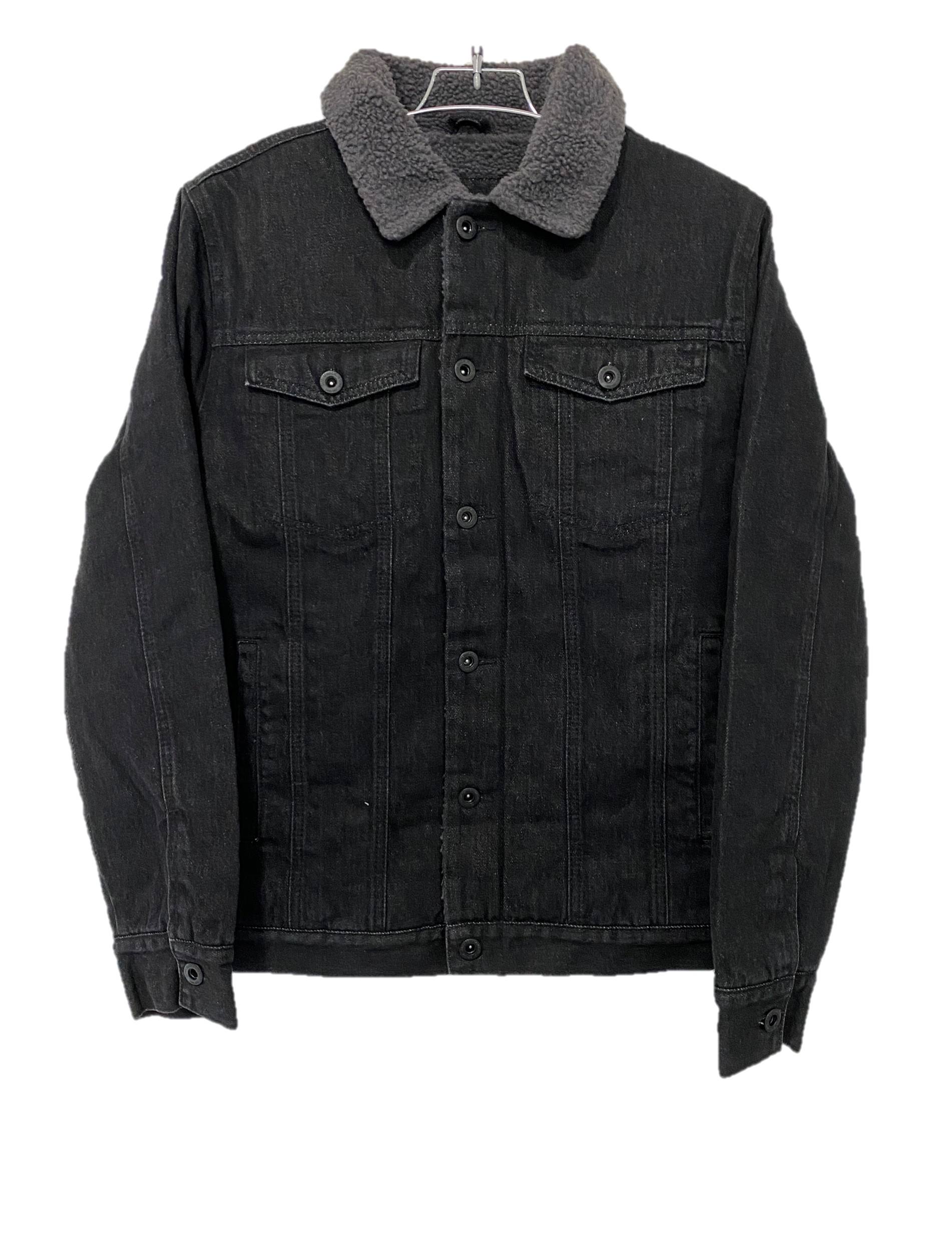 Selon les exigences de l'image ou de l'acheteur