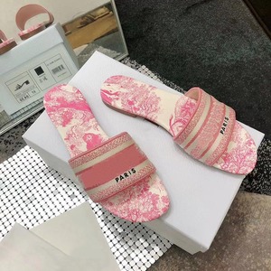 Designer Luxury Womens Shoes Flat Outdoor Famous Brands Casual <b>Slide</b> Sandals Slip-on Quick-drying Non-slip Sandals for Womens - Product Image 3