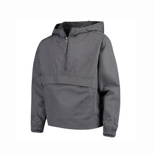 Veste coupe-vent pull-over à col montant pour hommes avec poches latérales à fermeture éclair Style de rue pour l'hiver Vente en gros personnalisée - Product Image 1