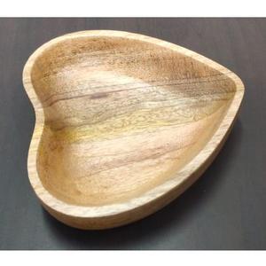 Bol en forme de cœur en bois d'acacia fait à la main pour la maison, l'hôtel, servir des collations, des fruits secs, festif pour Thanksgiving et cadeaux - Product Image 1