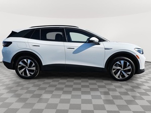 Volkswagen ID.4 Pro AWD 2023 - Product Image 4