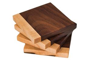 ชุดจานรองแก้ว4ชิ้นทำจากไม้และเรซินขัดเงากำหนดได้เอง2024 - Product Image 3