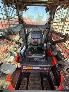 Minicargadora Kubota SSV75 2021: cargadora compacta fiable de 74HP para construcción y agricultura - Product Image 5