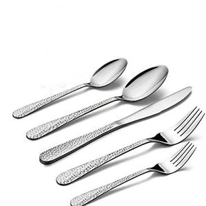 Juegos de cubiertos plateados para restaurante al por mayor, juego de cubiertos de boda de acero inoxidable con mango de resina negra - Product Image 6