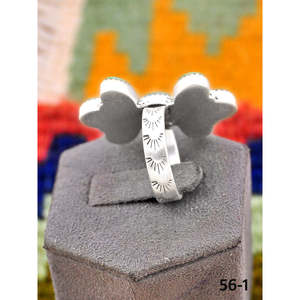 Bague ajustable artisanale en turquoise émeraude de la Vallée du Sud-Ouest et argent sterling, avec technologie d'incrustation à sertissage clos, idéale pour un cadeau - Product Image 3