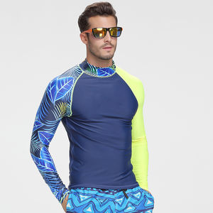 Meilleur design de vêtements d'entraînement Rash Guard personnalisé pour hommes à vendre Fabriqué en usine Rash Guard pour hommes coupe ajustée Vente en gros Conception OEM personnalisée - Product Image 4