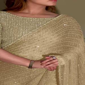 Georgette Saree avec paillettes de 5mm, travail Multy et bordure en dentelle Design lourd avec chemisier brodé pour les événements spéciaux - Product Image 4