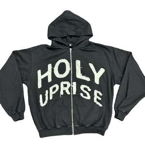 Sudadera con Capucha Personalizada, 100% Algodón, Cierre Completo, Estilo Urbano, Bordado con Parches, Vintage, Envejecida, con Apliques Cosidos, 500gsm, para Hombre - Product Image 1