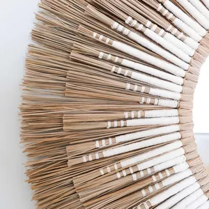 Espejo colgante de pared tejido a mano, decoración artística para el hogar, de VietNam - Product Image 4