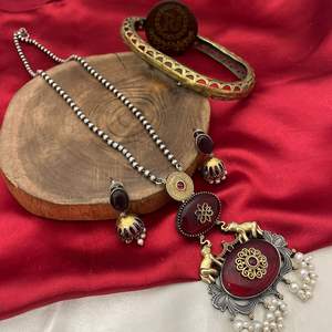 Conjunto de collar oxidado de herencia real hermosa de moda con pendientes y anillo de dedo para ropa de boda y ropa de fiesta para mujer - Product Image 5