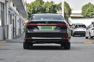 Nouvelle berline intermédiaire 2025 à faible consommation de carburant, 4,3 L/100 km, économie, fonctionnalités de sécurité avancées et confort avec empattement long - Product Image 2