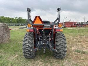 2016 para Tractor L3901 4WD-Cojinete y bomba de motor de transmisión de engranajes de 37,5 HP-Tractor agrícola duradero versátil - Product Image 3