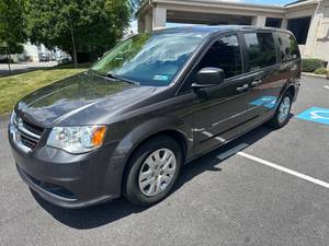 Dodge Grand Caravan 2016 usado en venta a bajo precio - Product Image 2
