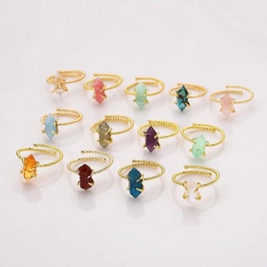Anillo Ajustable de Plata de Ley Chapado en Oro con Punta de Cuarzo, Piedra de Nacimiento Vintage, Curación, Chapado en Rodio, Regalo de Boda - Product Image 1