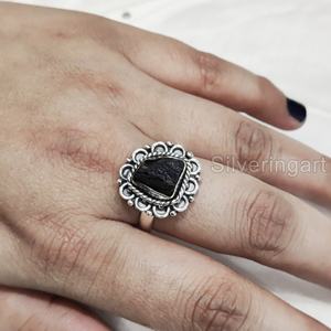 Bijoux en pierre brute Bague pour femme Saphir bleu brut naturel Pierre précieuse Pierre de naissance de septembre Bague bohème Bague en argent sterling 925 - Product Image 4